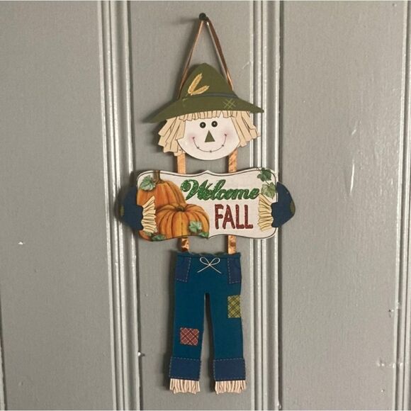 NWT Adorable Scarecrow "WELCOME FALL" Glittered Hanging Decorative Sign - Picture 1 of 7